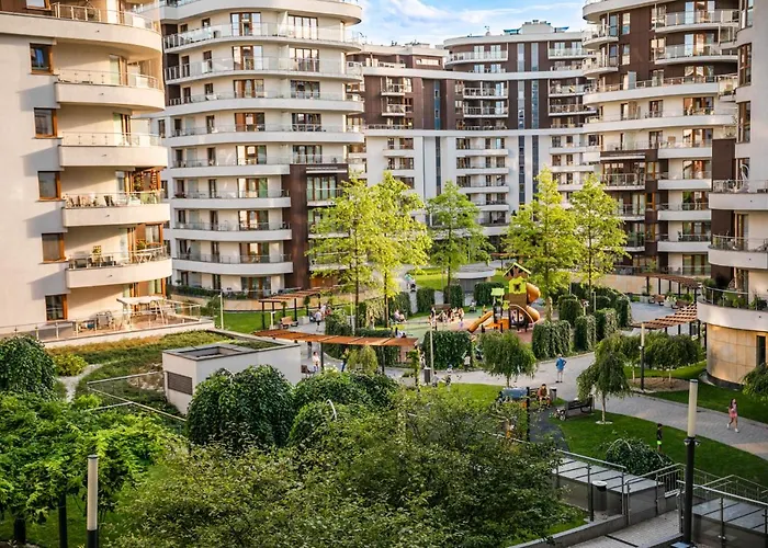 Nullo 3-Bedroom Apartment